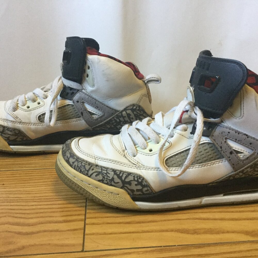 Air Jordan Spizike Youth Size 6 Multicolor
